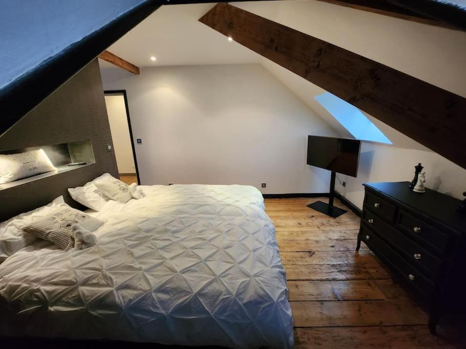 Manoir Aux Roses, Gite 15 Personnes Avec Spa Bonningues-lès-Ardres Exterior photo